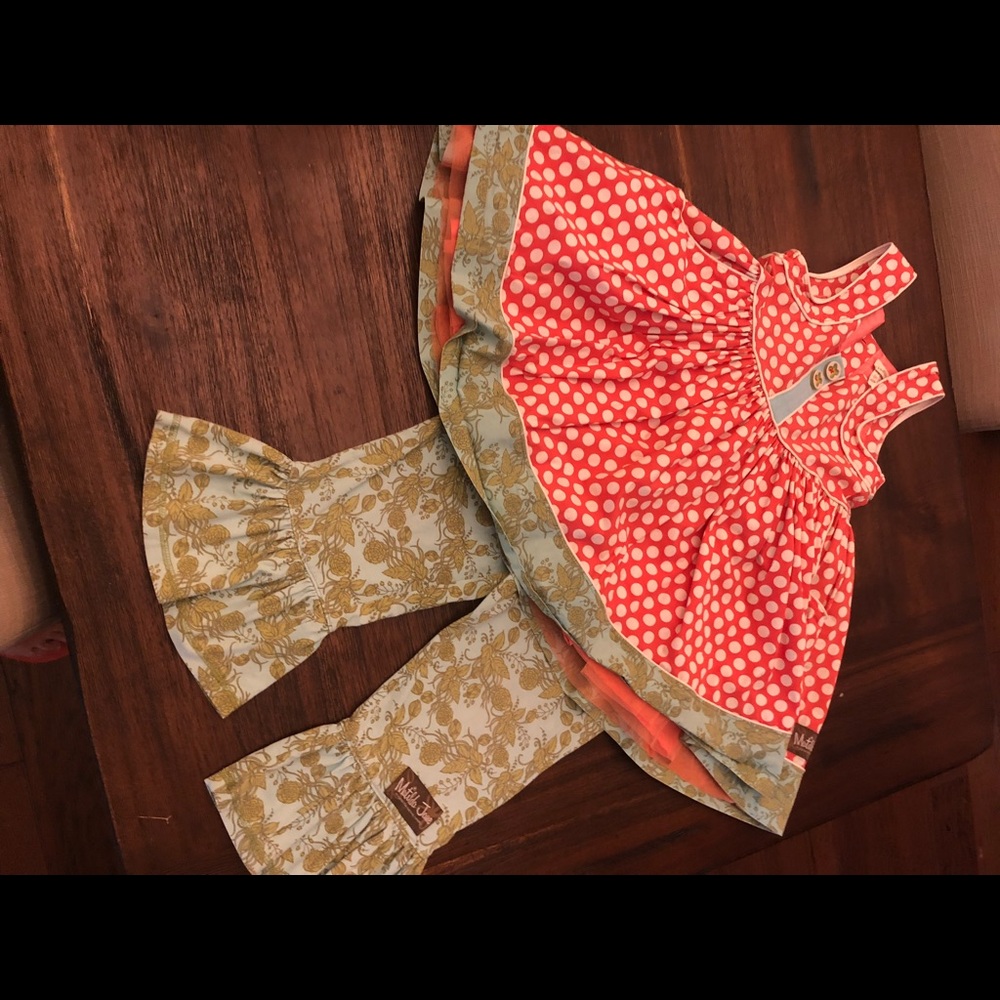 Matilda jane outfit both size 6